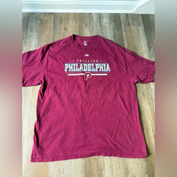 VTG PHILADELPHIA Phillies Legacy Throwback T-shirt Size 2XL Burgundy Blue White - Picture 1 of 6